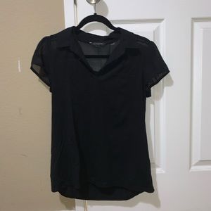 BANANA REPUBLIC SHORT SLEEVE BLOUSE